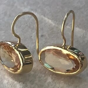 Pink stone Earrings in rose gold